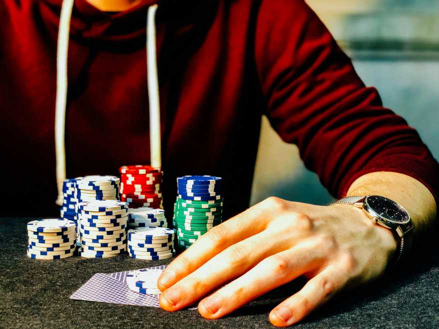 Pyramid Spins Casino: A Deep Dive into Their Slot Machine Selection